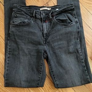 High Waisted Levi’s 721 Skinny Jeans